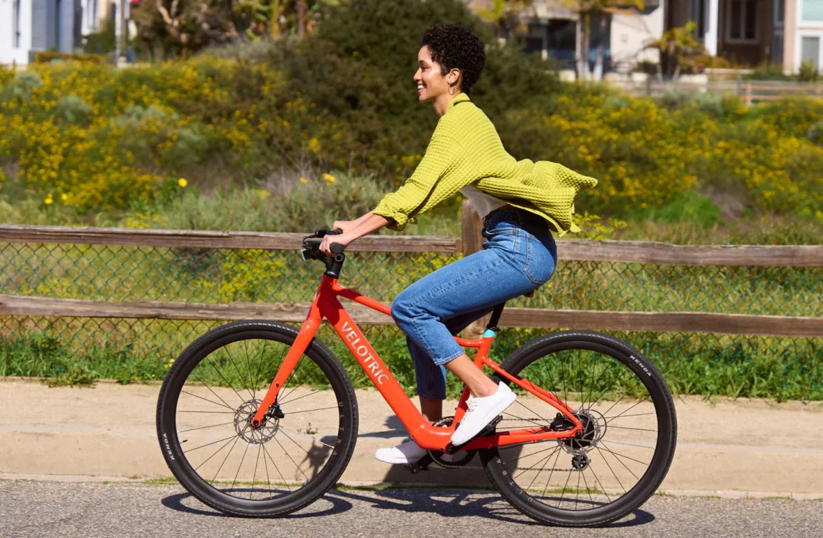 Velotric T1 ST Plus Ebike – Sleek & Lightweight Electric Bike for City Commuting